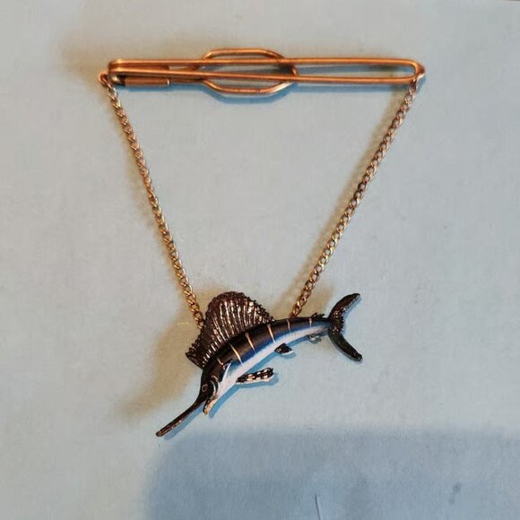 Vintage Hanging Sailfish Tie Clip With Chain Necktie - BENEFITS RESCUE DOGS - Picture 4 of 5